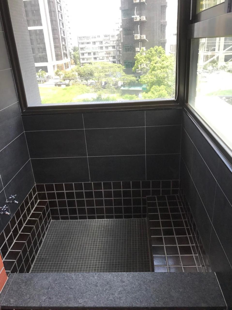 Ruo Shui Hotspring Hotel Jiaoxi Esterno foto